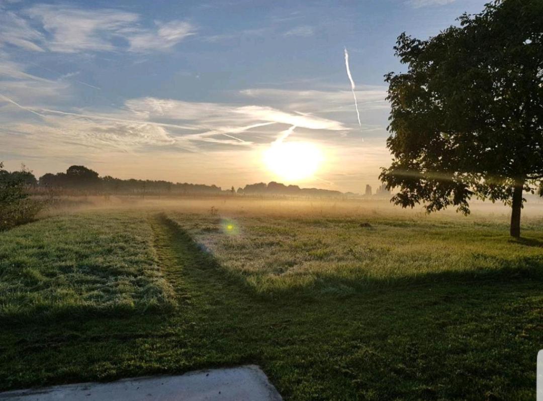 De Hooiberg Bed & Breakfast Elst  Luaran gambar